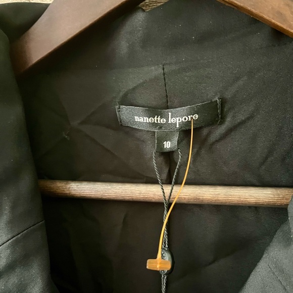 NANETTE LAPORE-NEW Double Breasted Trench Dress with belt - Picture 8 of 8